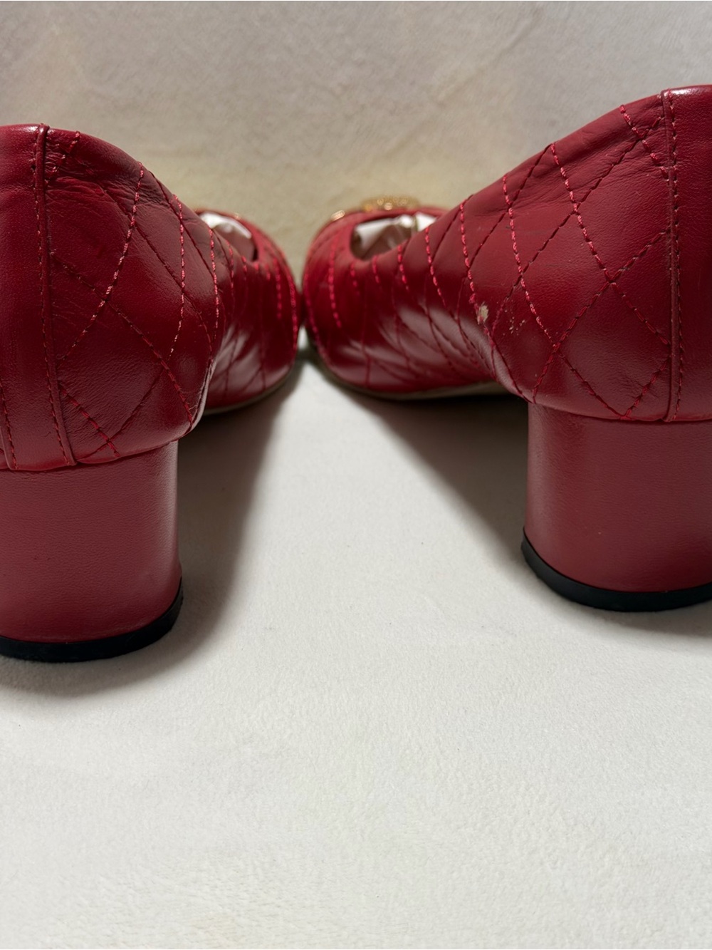 Tory Burch Carrie Red Quilted Leather Gold Cap Toe Block Heel Pump 41 / 10.5 - Picture 8 of 11